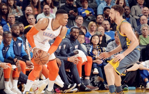 开云体育-Karsa遭遇二十连败，勇士教练面临压力！的简单介绍