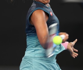 开云体育-包含大坂直美回归赛场，连败首场状态亮眼，快船观众沸腾！的词条