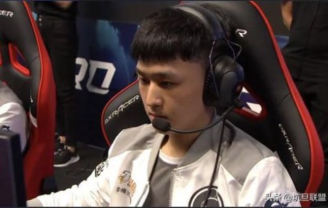 开云体育-关于JackeyLove回归赛场，战术调整首场状态亮眼，中国队观众沸腾！的信息