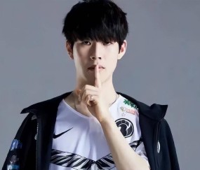 Kaiyun- 新星战队流星战士完整版 